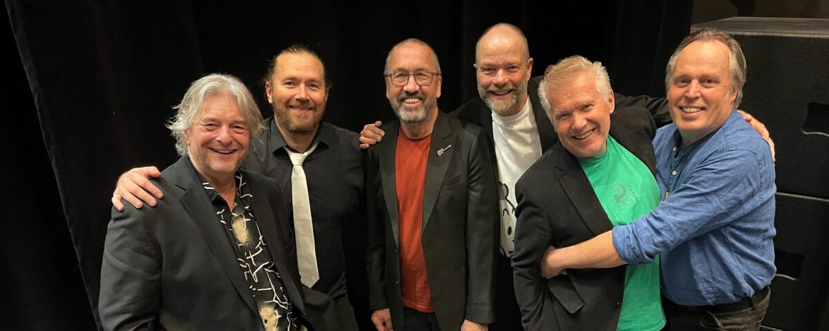 Finn Evensen, Ole Jørgen Holt Hanssen, Stian Joneid, Robert Skrolsvik, Roar Vangen og bjellebassen Jon Haaland.